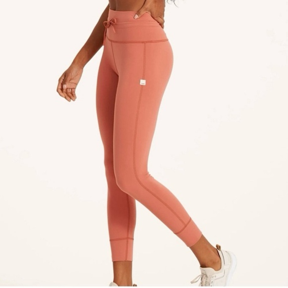 Vuori Daily Legging in Cinnamon Orange Athletic Pants Tights